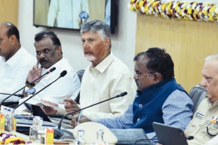 సంక్షేమం, అభివృద్ధిని ప్రజల్లోకి తీసుకెళ్లండి.